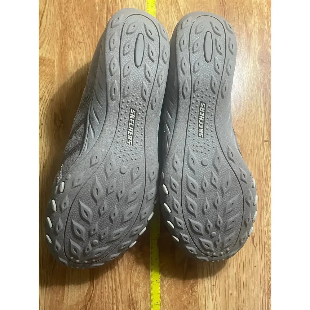 Skechers Breathe Easy Days End Dark Taupe Walking Shoes Slip On Womens 10